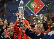 英雄联盟总决赛-克鲁塞罗夺冠，晋级比赛再次展示实力