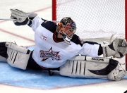 LOL决赛-凯恩双响，C罗助攻锁胜局，葡萄牙3-0让阿尔及利亚提前离场