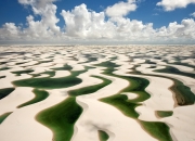 英雄联盟总决赛赛程-孤胆英雄的史诗，迪亚斯一球刺穿钢铁防线，诠释美洲足球的狂野灵魂