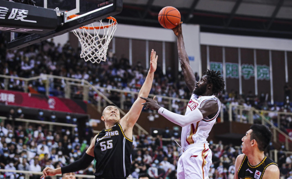 卡利亚里攻守兼备,成为冲击前四的黑马? 卡利亚里攻守兼备,成为冲击前四的黑马?