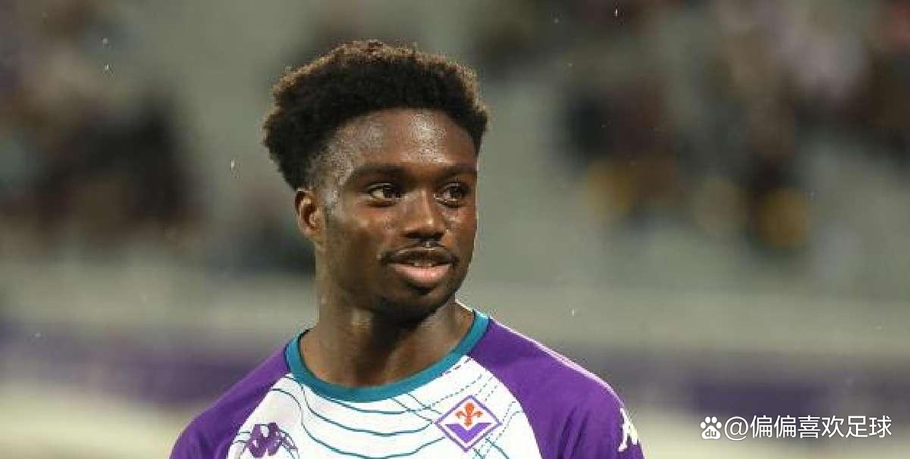 佛罗伦萨球迷在比赛中发生冲突,俱乐部立即作出处理的简单介绍 佛罗伦萨球迷在比赛中发生冲突,俱乐部立即作出处理的简单介绍