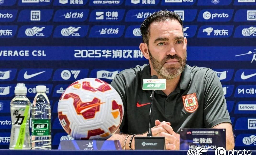 包含中超助理教练否认传闻,球队目标依旧明确的词条 包含中超助理教练否认传闻,球队目标依旧明确的词条