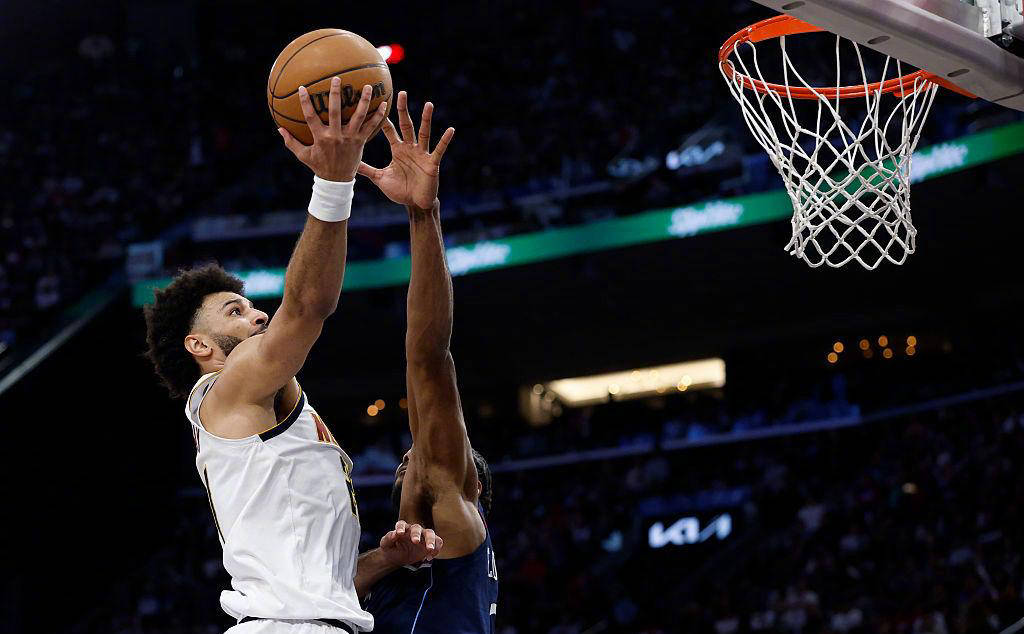 包含快船遭遇困境，球队士气低迷的词条