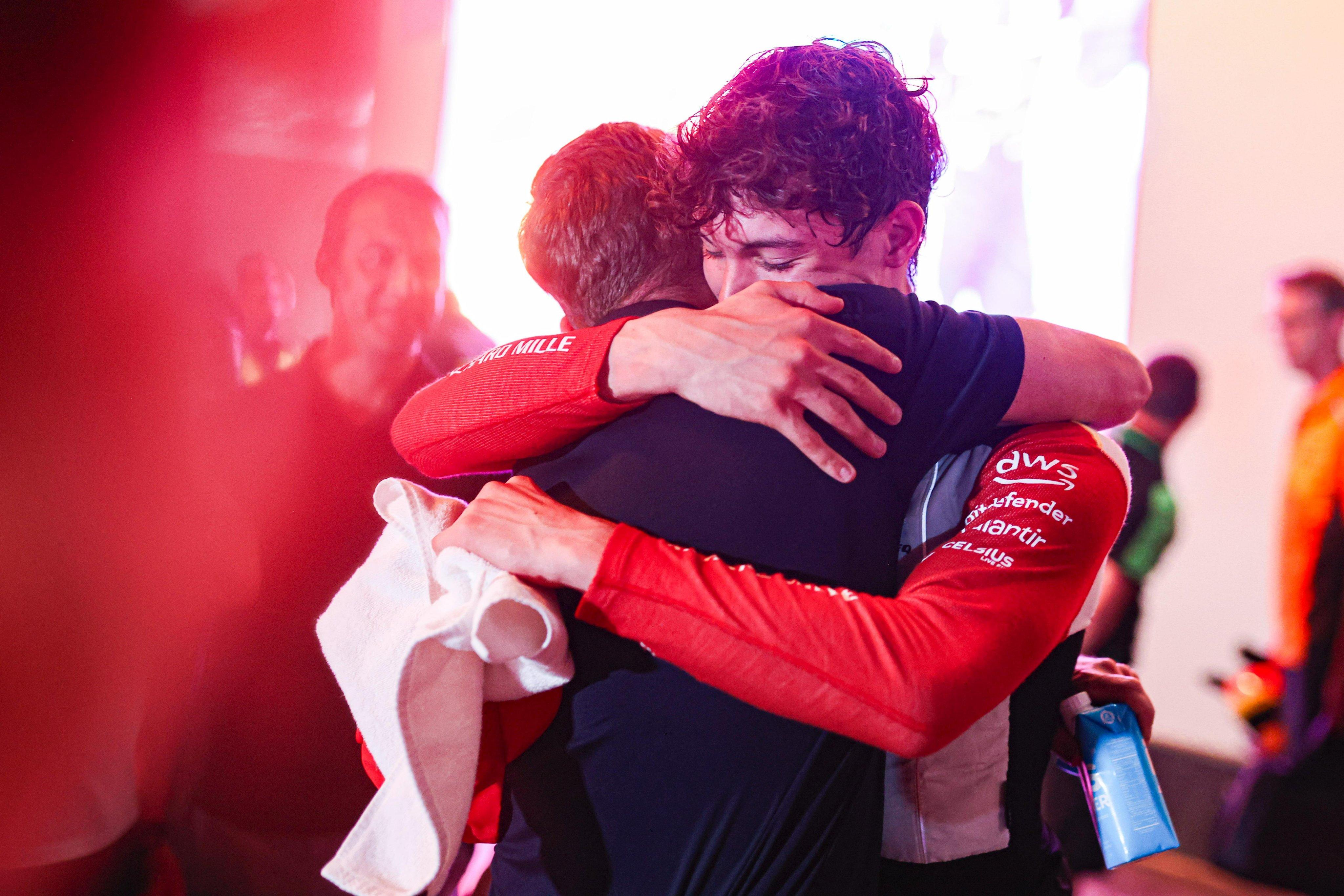 威廉姆斯鏖战红牛二队，勒克莱尔惊艳四座