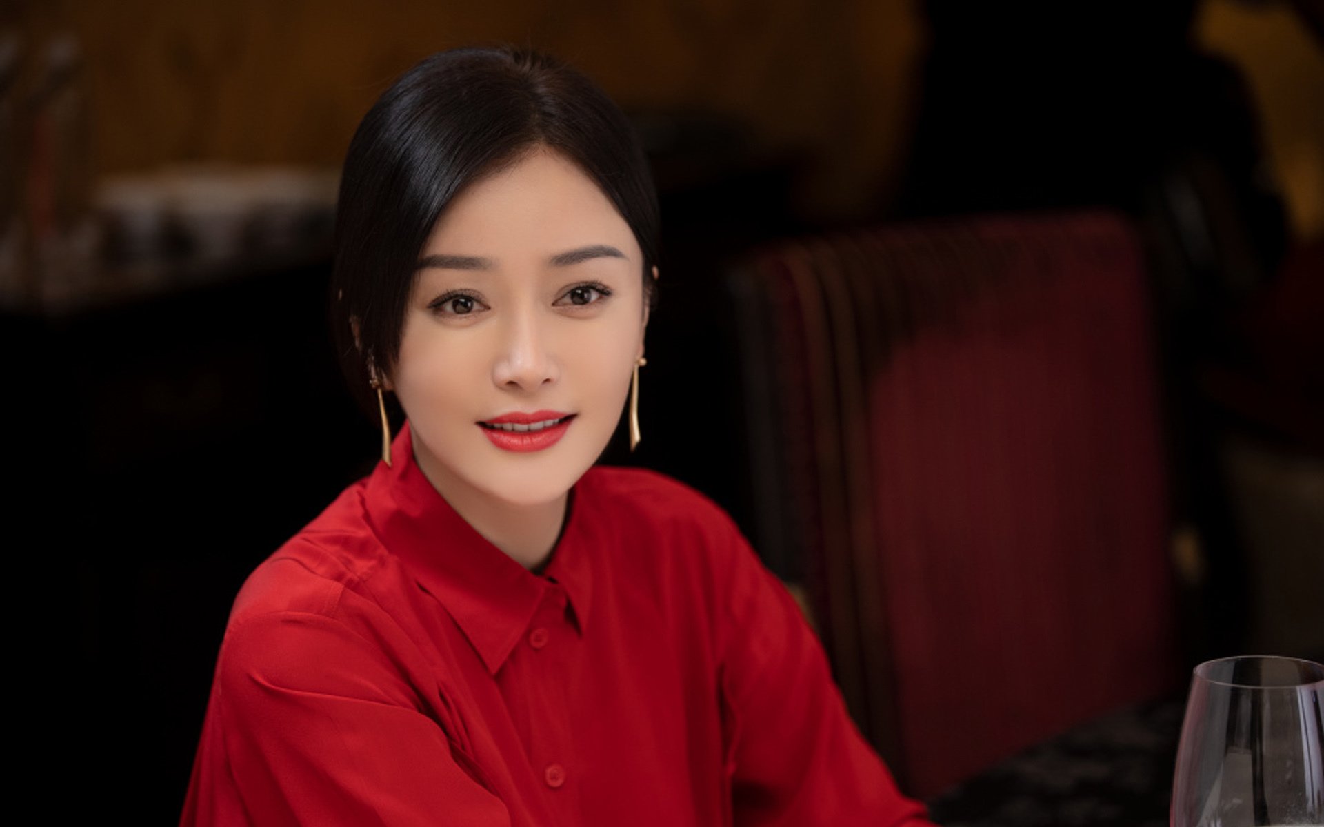 王权更迭之夜，2026世界杯E组巅峰对决，瑞士铁骑踏碎智利美梦，佩德里独舞点亮北美苍穹